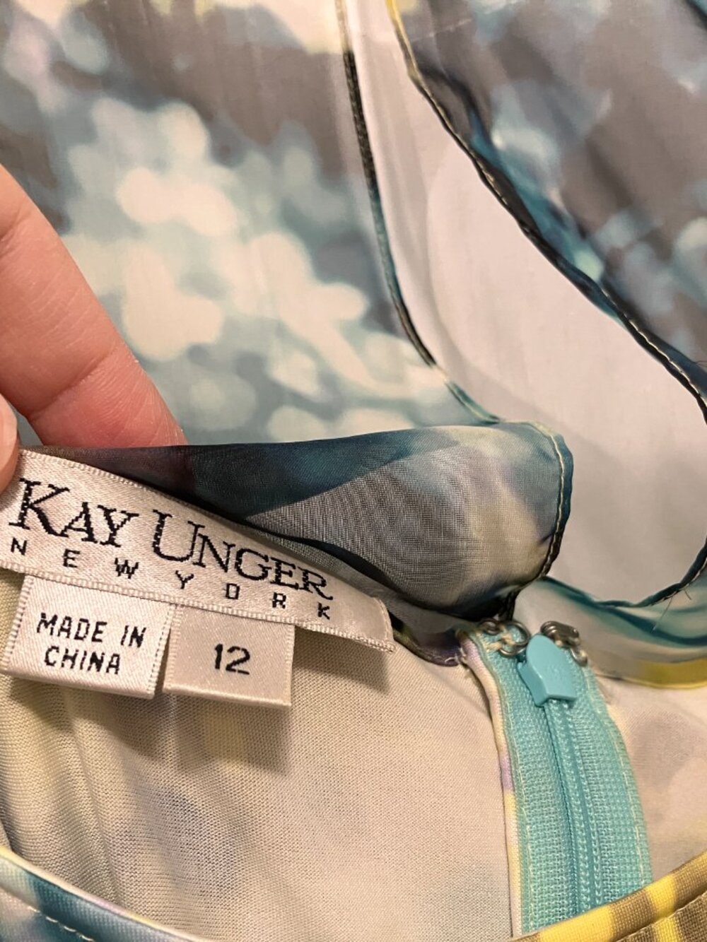 Kay Unger New York Sheer Watercolor Overlay Dress | Size 12 - Picture 8 of 10